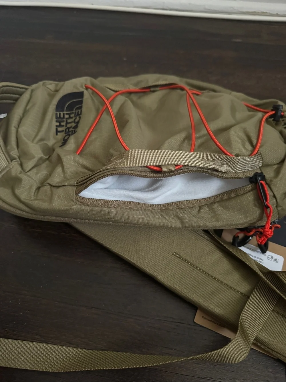 The North Face Borealis Sling Bag Cedar-Lava with Red Detail NWT